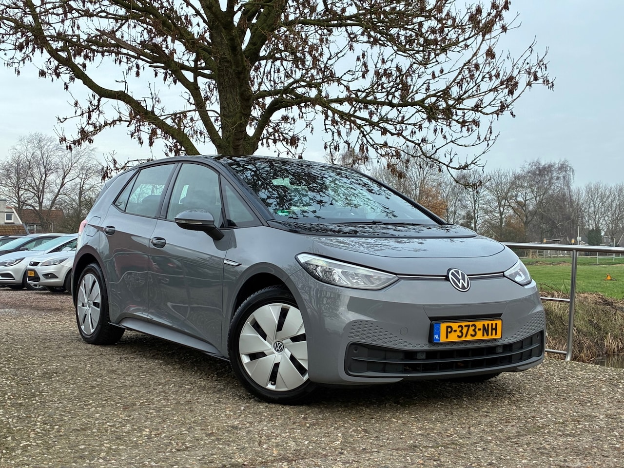 Volkswagen ID.3 - First 58 kWh | Carplay + ACC nu €13.975,-!! - AutoWereld.nl