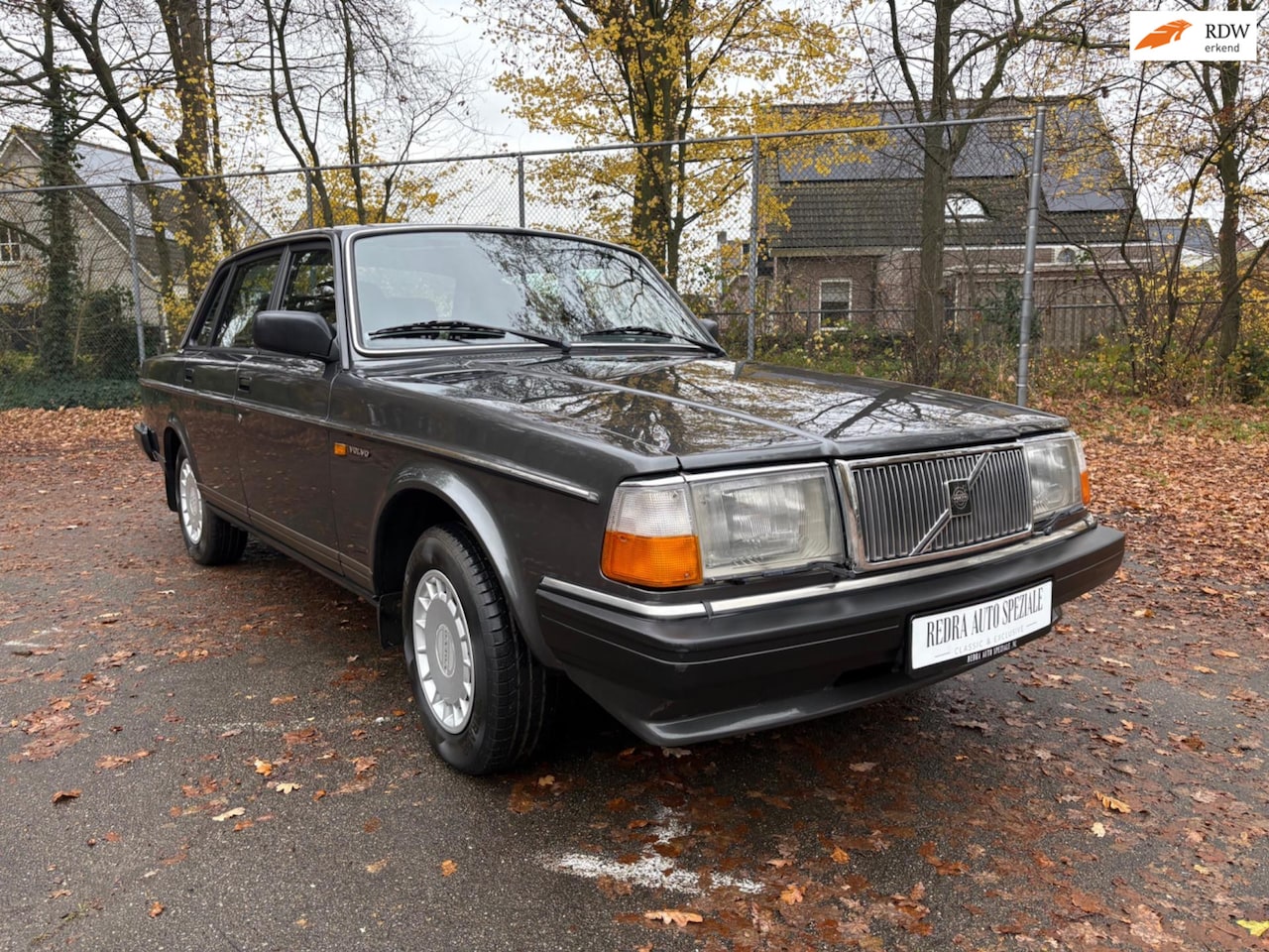 Volvo 240 - 2.0 GL, automaat, 43.000 km aantoonbaar, 1ste lak, in nieuwstaat - AutoWereld.nl