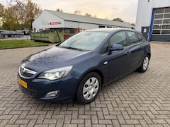 Opel Astra - 1.4 Turbo Edition