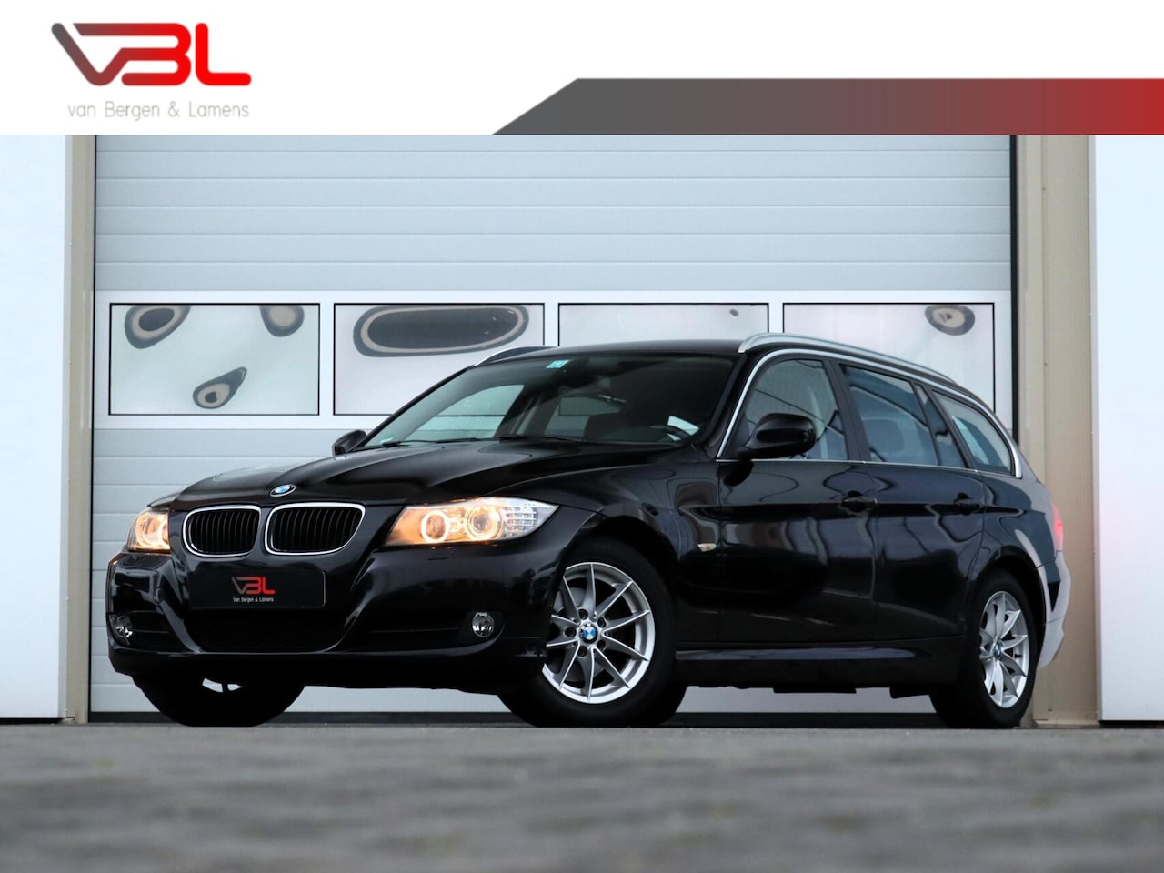 BMW 3-serie Touring - 318i Corporate Lease Luxury Line 318i Corporate Lease Luxury Line - AutoWereld.nl