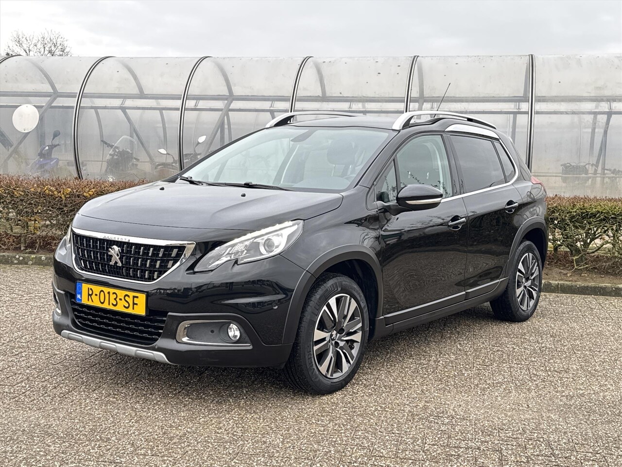 Peugeot 2008 - SUV 1.2 PureTech 110pk EAT6 Allure *automaat* - AutoWereld.nl
