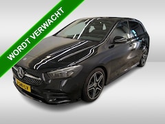 Mercedes-Benz B-klasse - 180 Automaat Bus.Solution AMG-Line / Panoramadak / Pdc+Camera / Navigatie / 1/2 Leder / Ap