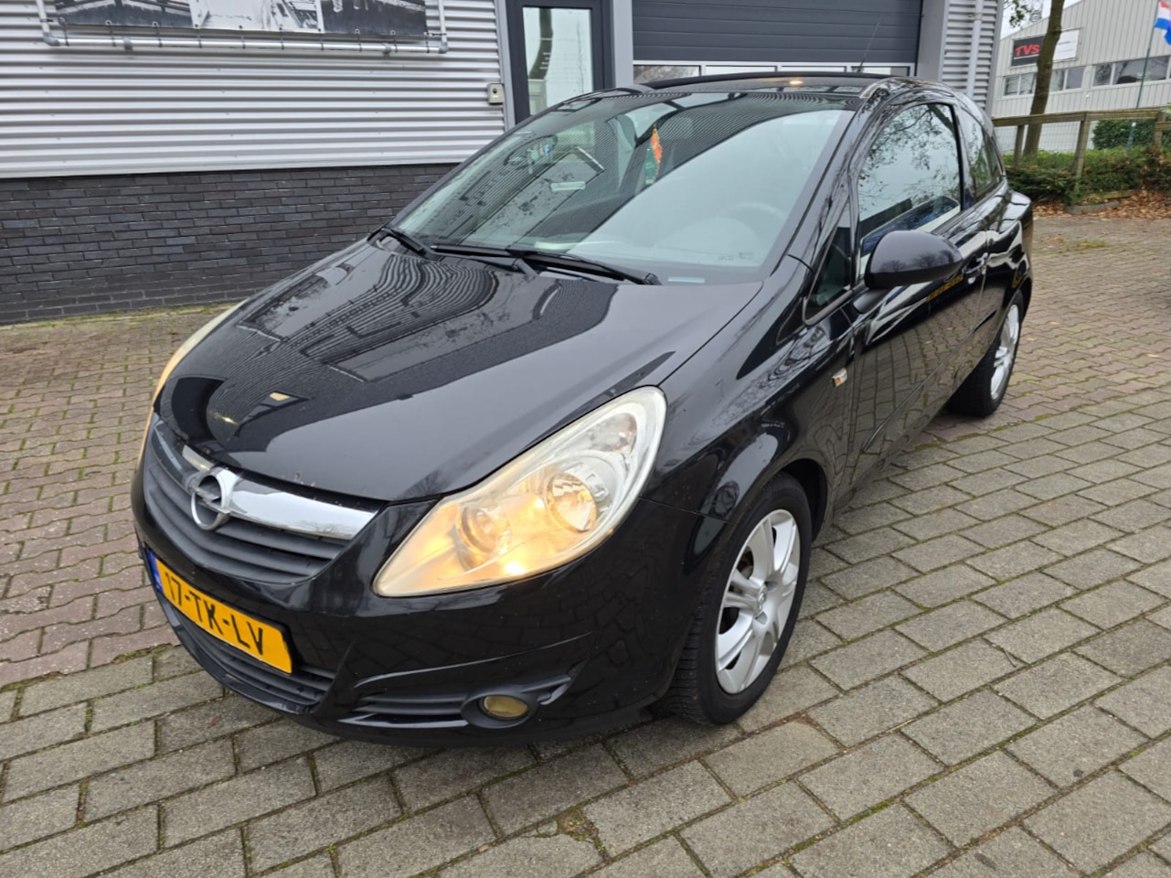 Opel Corsa - 1.2-16V Enjoy 1.2 16V Enjoy - AutoWereld.nl