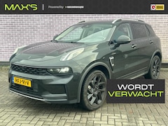 Lynk & Co 01 - 1.5 Plug-in Hybrid | Black pack | 360 camera | Panoramadak | Adaptive cruise control | LED