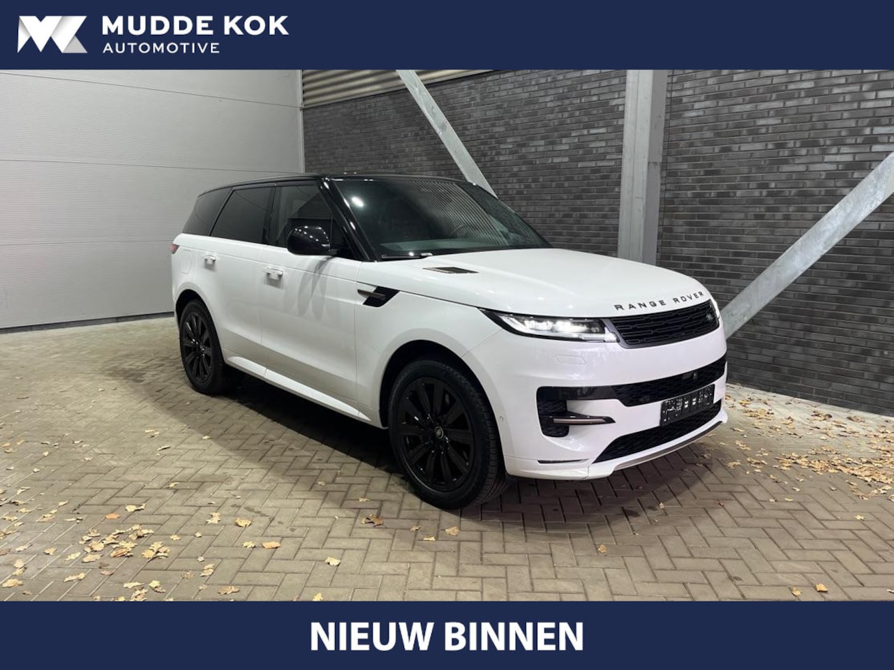 Land Rover Range Rover Sport - 3.0 P550e Autobiography | Black Black | Head-Up | Luchtvering | Massage | Meridian Signatu - AutoWereld.nl