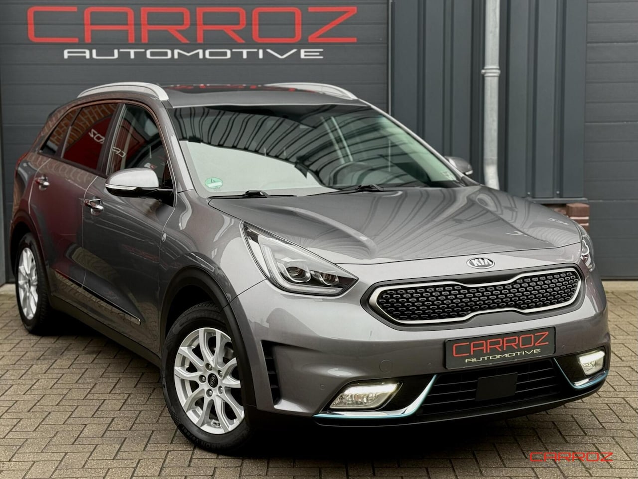 Kia Niro - 1.6 GDi Hybrid ExecutiveLine Pano Camera CarPlay Trekhaak JBL Stuurverw. - AutoWereld.nl