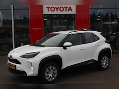Toyota Yaris Cross - 1.5 HYBRID 115 NWE MODEL APPLE/ANDROID STOELVERWARM. AD-CRUISE ALL-SEASON CAMERA CLIMA