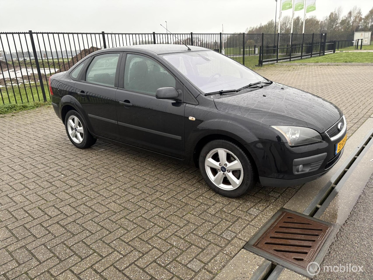 Ford Focus - 1.6-16V Ambiente 1.6-16V Ambiente - AutoWereld.nl