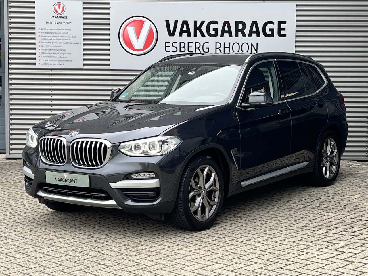 BMW X3 - xDrive20i High Executive Edition NAVI/CAM,LEER,TREKHAAK,LED - AutoWereld.nl