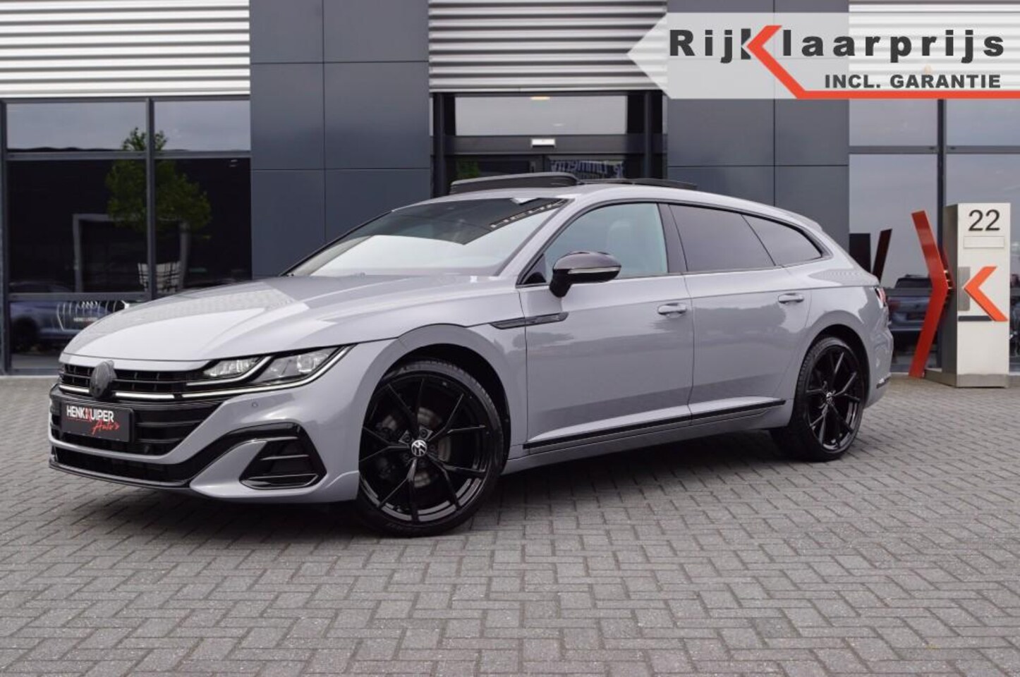 Volkswagen Arteon Shooting Brake - Shooting Brake 2.0 TSI DSG R-Line black /Panodak/IQ Led/Trekhaak*UNIEK* - AutoWereld.nl