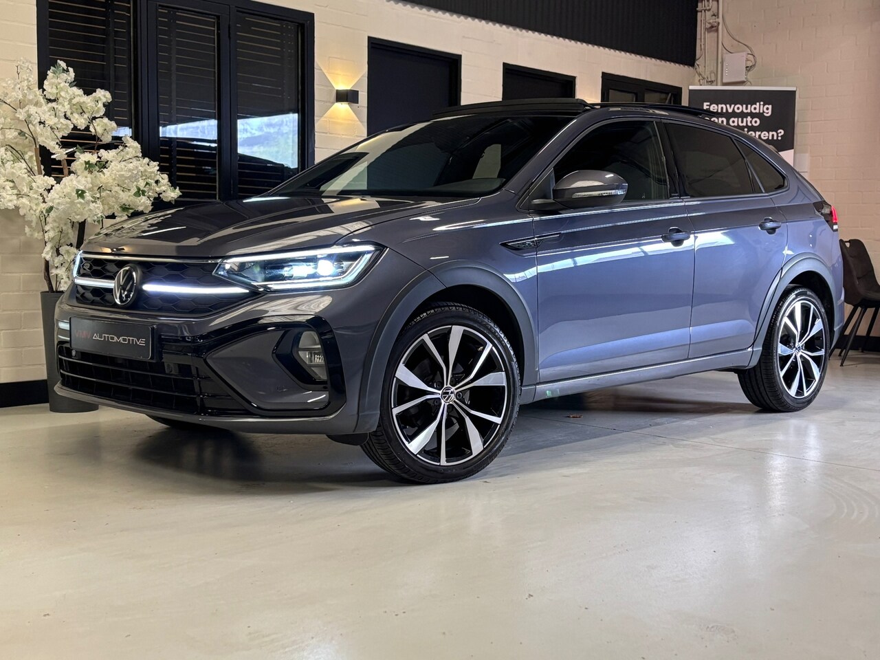 Volkswagen Taigo - 1.5 TSI R-Line |Pano|Beats|Cam|IQ-light|Ledbar|CarPlay|LaneAssist| - AutoWereld.nl