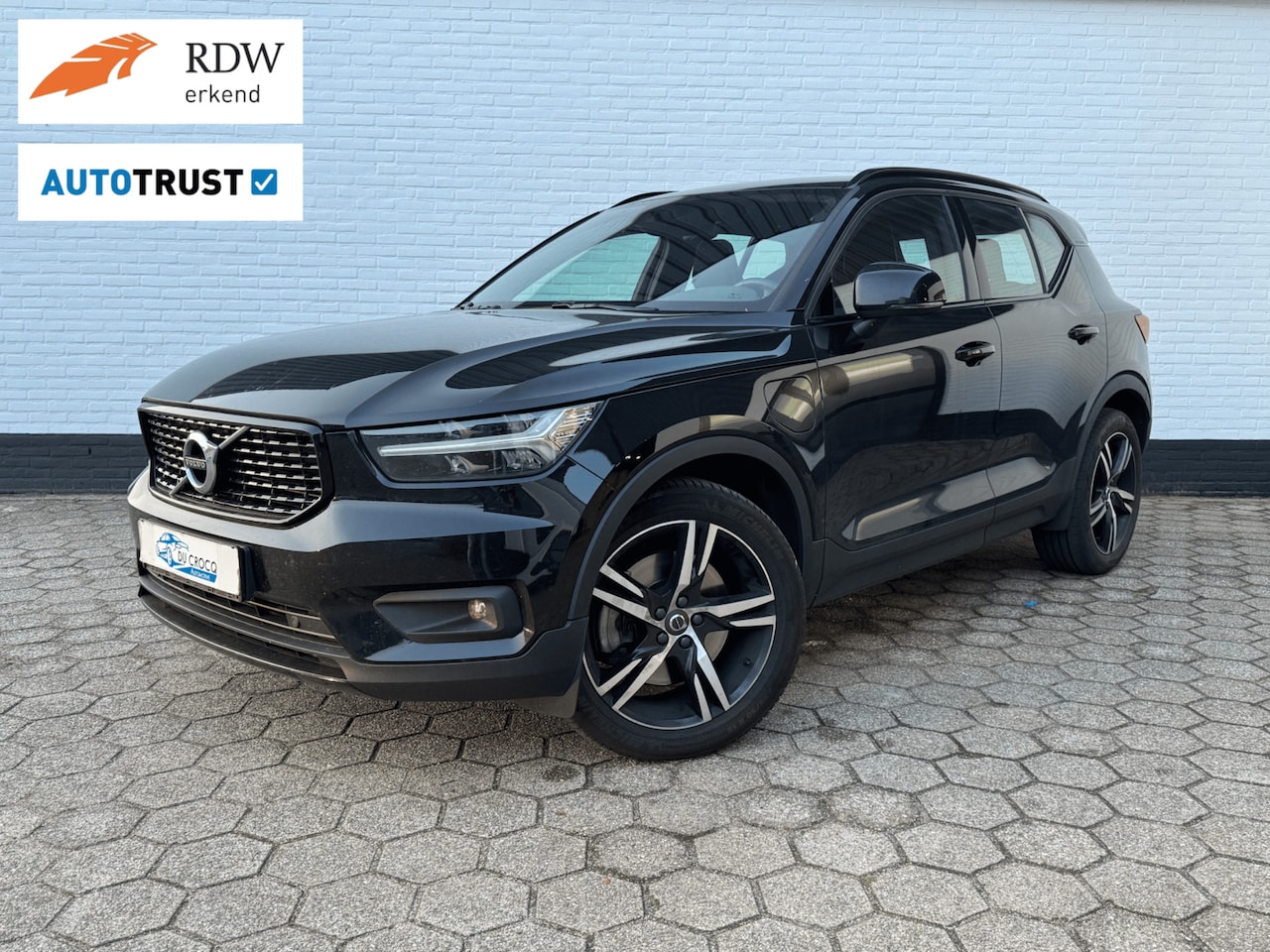 Volvo XC40 - T5 Recharge R-Design PHEV l CLIMA l CRUISE l TOPSTAAT! - AutoWereld.nl