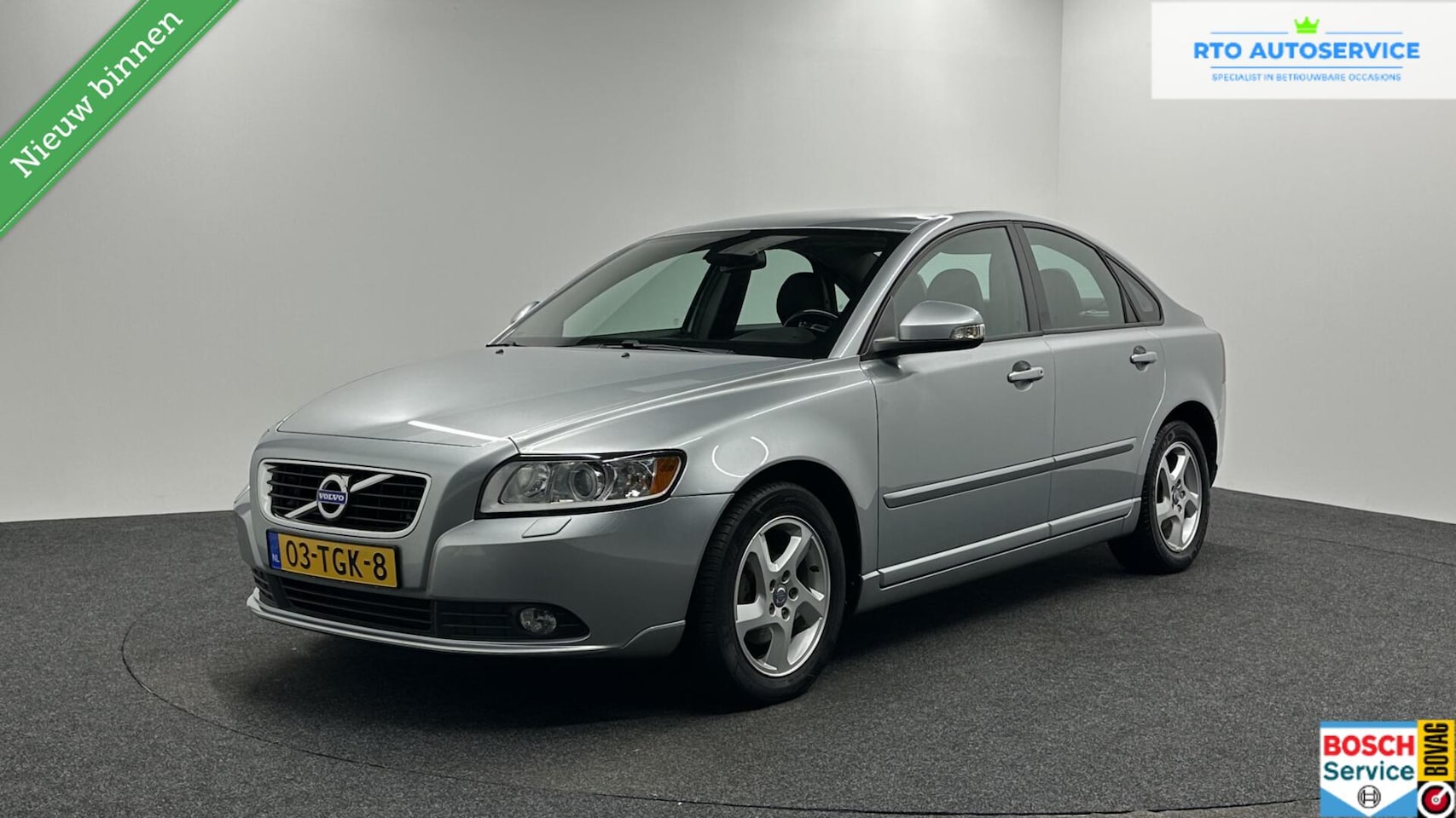 Volvo S40 - 2.0 Business Edition LEER TREKHAAK CRUISE NAVIGATIE STOELVERWARIMING. - AutoWereld.nl