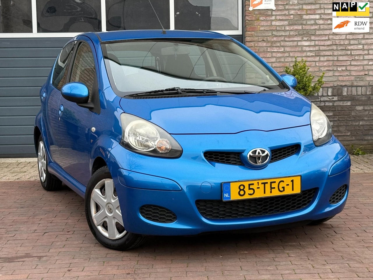 Toyota Aygo - 1.0-12V Comfort Navigator|Airco - AutoWereld.nl