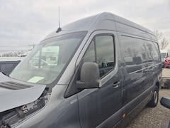 Mercedes-Benz Sprinter - 319 3.0 CDI L2H2 3500 trekhaak voorschade EURO VI-D mercedes dealer onderhouden automaat