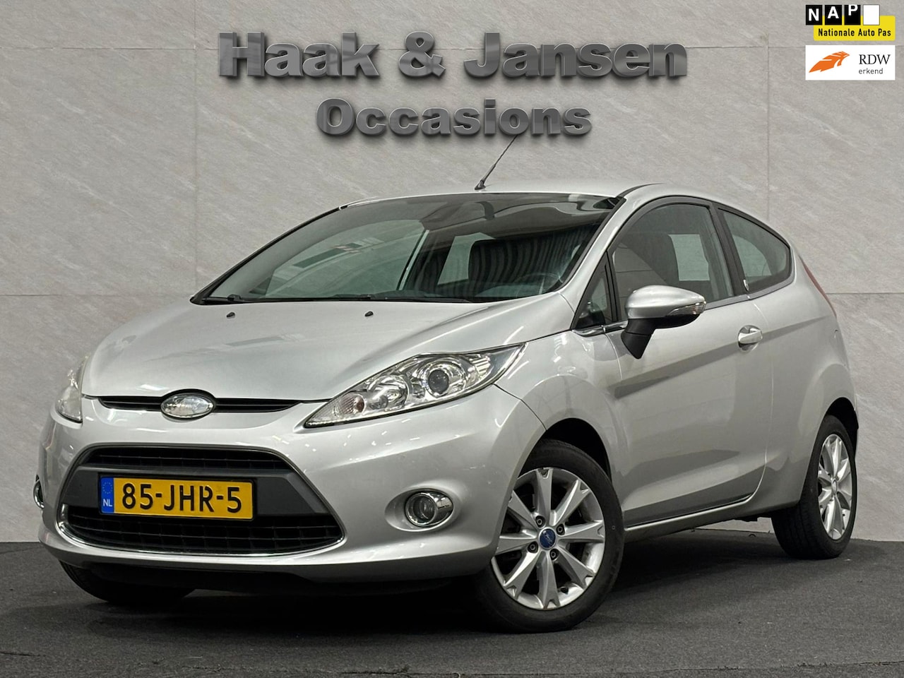 Ford Fiesta - 1.25 Ghia Airco Elektrische ramen - AutoWereld.nl