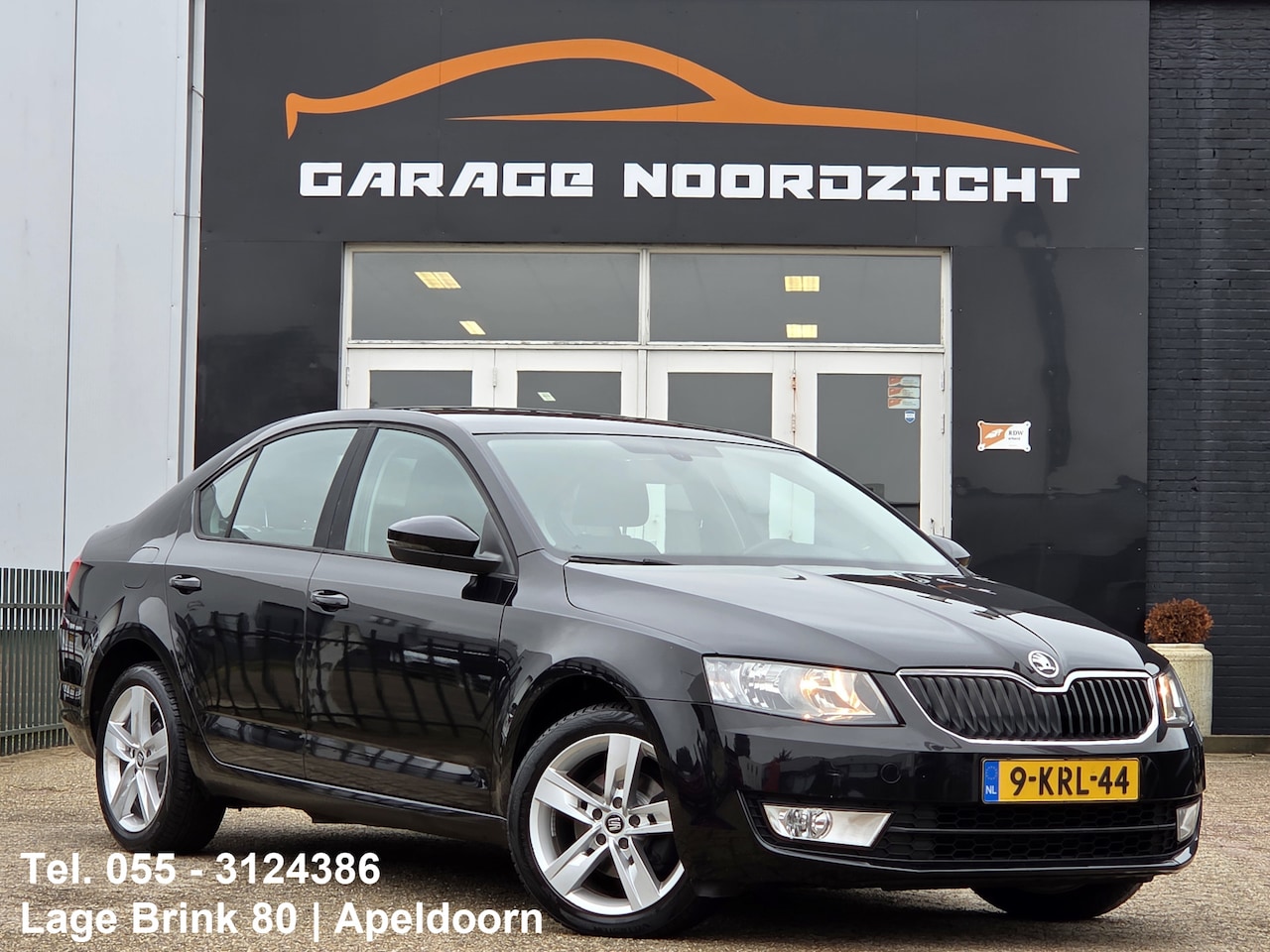 Skoda Octavia - 1.4 TSI 140pk Greentech Ambition NAVIGATIE|CRUISE CONTROL|AIRCO|17 INCH VELGEN Maandag tot - AutoWereld.nl