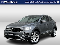 Volkswagen T-Roc - 1.5 TSI 150pk DSG Style / Digitale Cockpit Pro / Elek Achterklep Met Virtual Pedal / Ergoa
