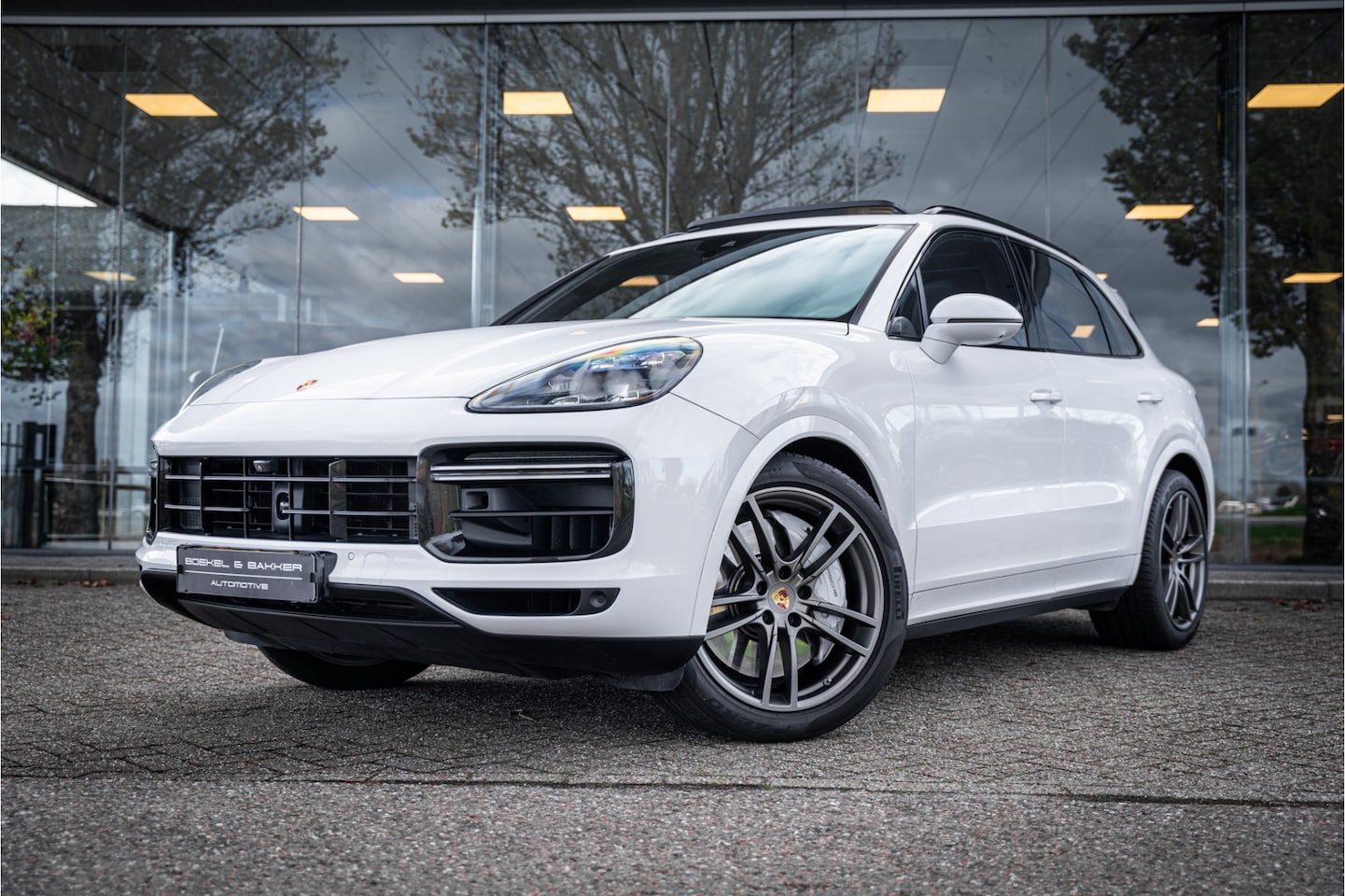 Porsche Cayenne - 4.0 Turbo ** PCCB** Burmester ** Approved ** Panodak ** Trekhaak ** 18-weg Sportstoelen 4W - AutoWereld.nl