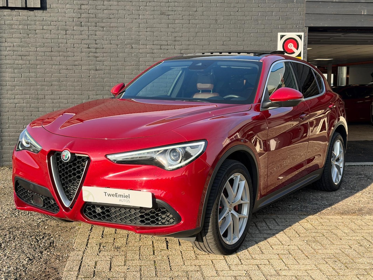 Alfa Romeo Stelvio - 2.0 T AWD Super | Pano | Sportstoelen | Memory - AutoWereld.nl