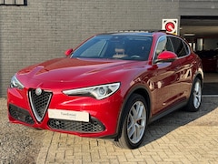 Alfa Romeo Stelvio - 2.0 T AWD Super | Pano | Sportstoelen | Memory