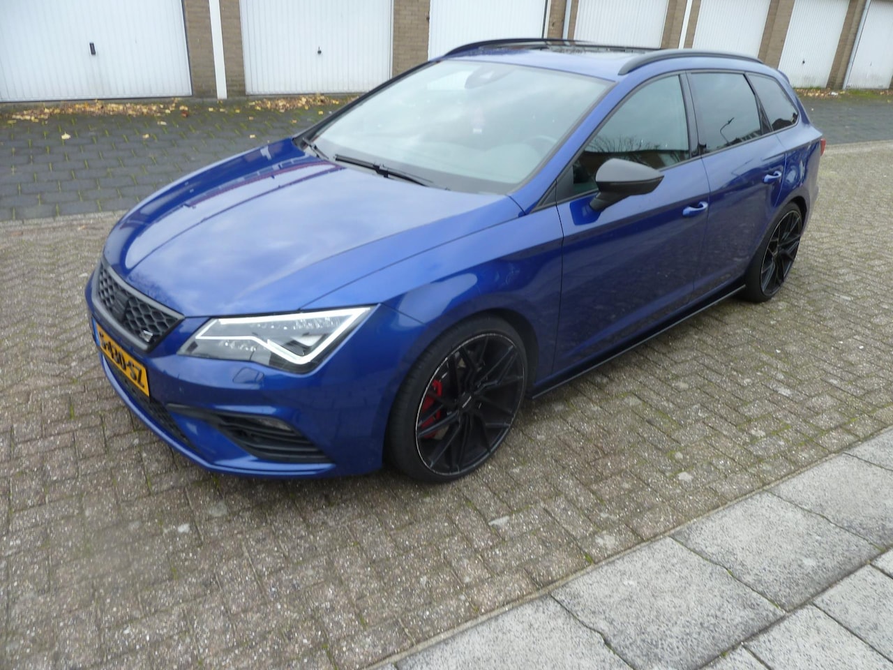 SEAT Leon ST - 2.0 TSI CUPRA 300 4DRIVE 2.0 TSI CUPRA 300 4DRIVE - AutoWereld.nl
