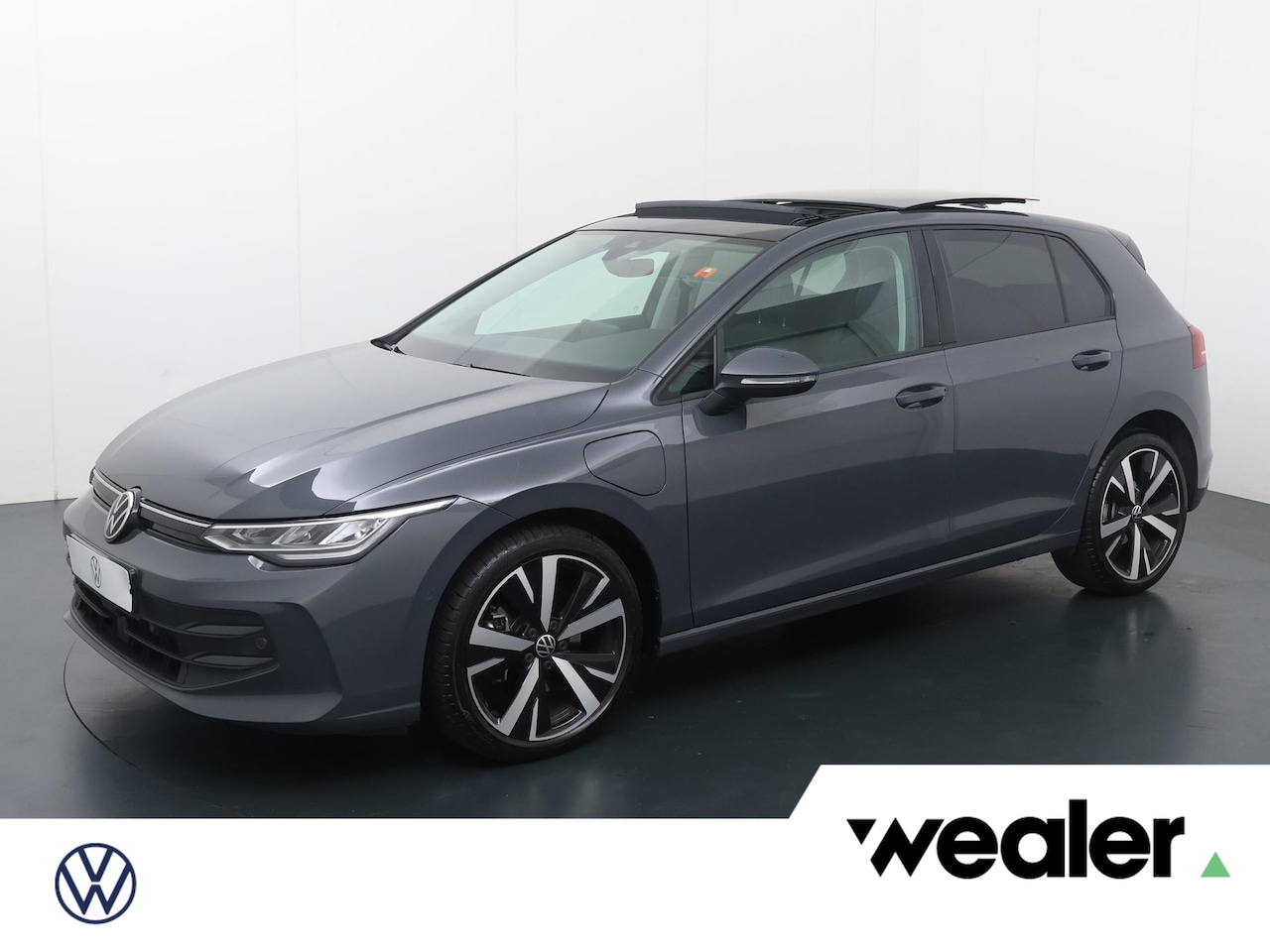 Volkswagen Golf - 1.5 eHybrid Life Edition | 204 PK | Automaat | Elektrische Panoramadak | Cruise control ad - AutoWereld.nl