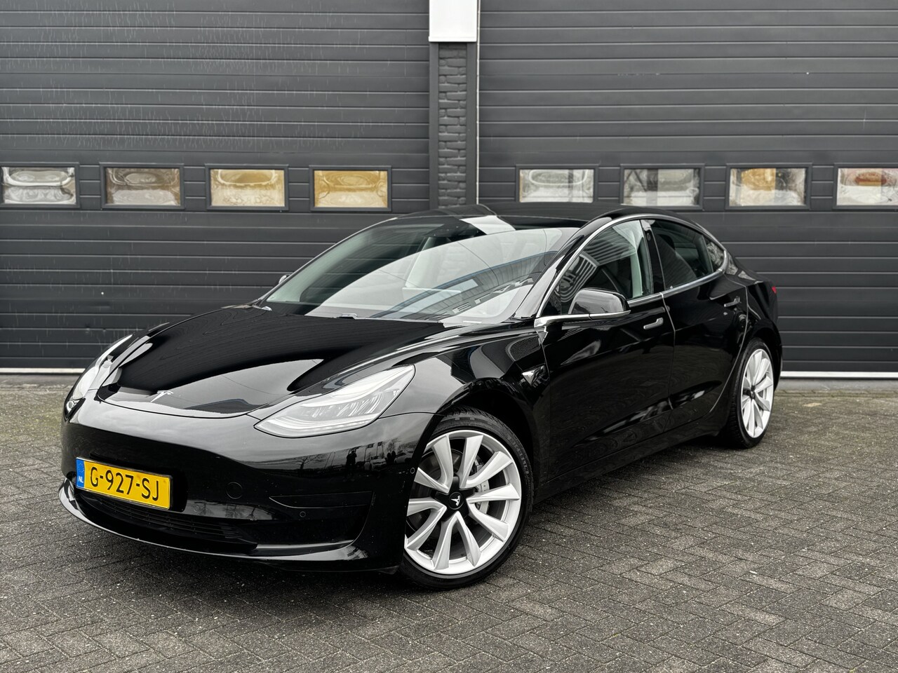 Tesla Model 3 - Standard RWD Plus 60 kWh | BTW | Pano | Leder | €14.900,- incl. BTW - AutoWereld.nl