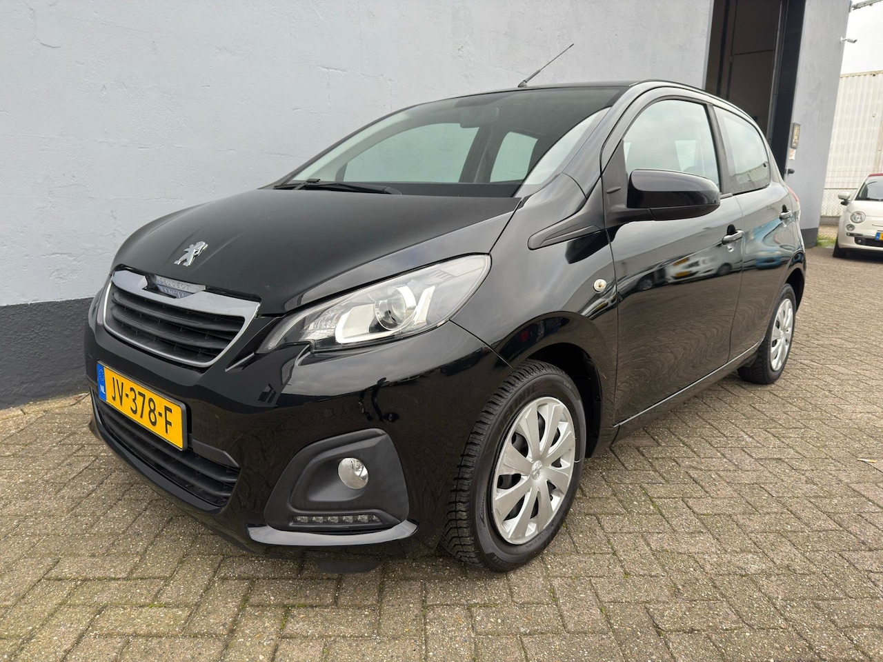 Peugeot 108 - 1.0 e-VTi Active 5-Deurs - Airco - AutoWereld.nl