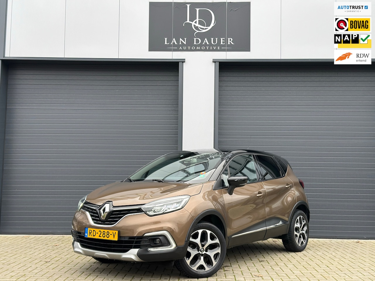 Renault Captur - 0.9 TCe Intens / LAGE KM NAP / CAMERA / ACTIE - AutoWereld.nl