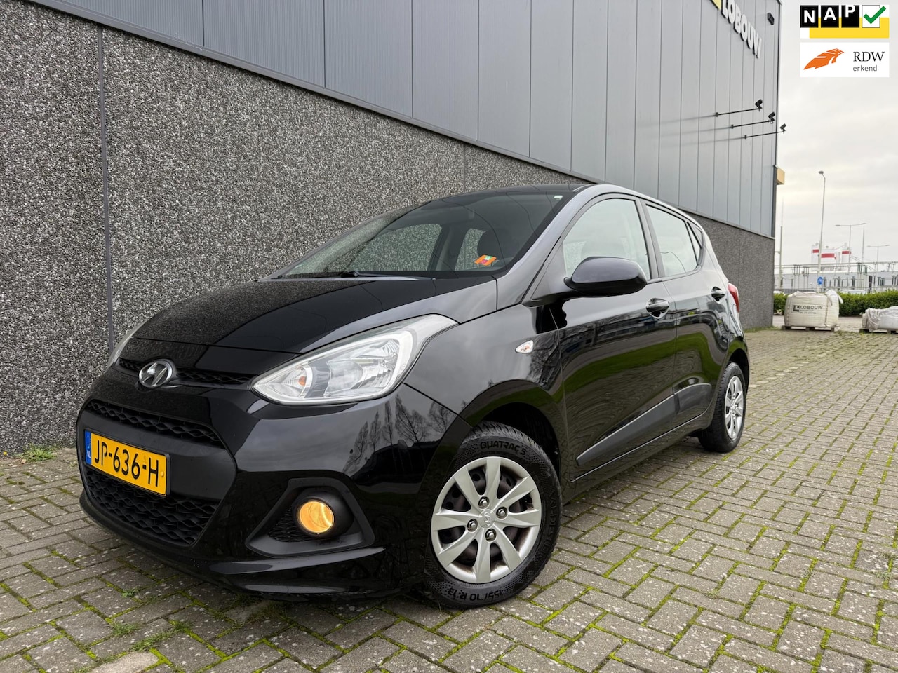 Hyundai i10 - 1.0i i-Motion Comfort/CRUISE/CLIMA/APK 09-2026! - AutoWereld.nl