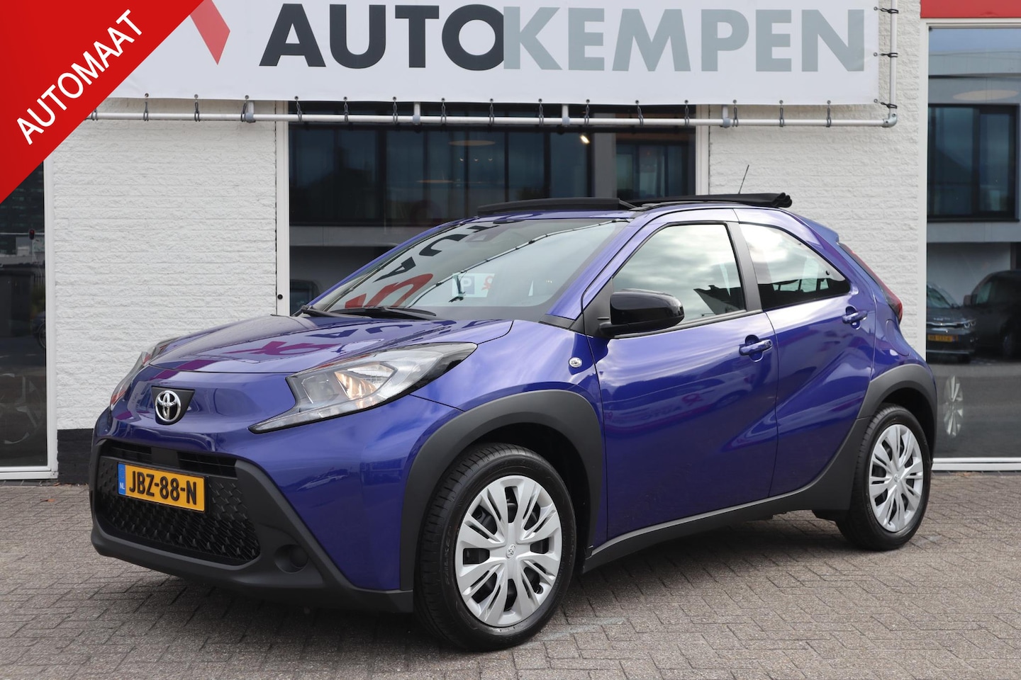 Toyota Aygo X - 1.0 VVT-i AIR PLAY AUTOMAAT CAMERA|ADAPT CRUISE|CARPLAY|CABRIO-TOP - AutoWereld.nl