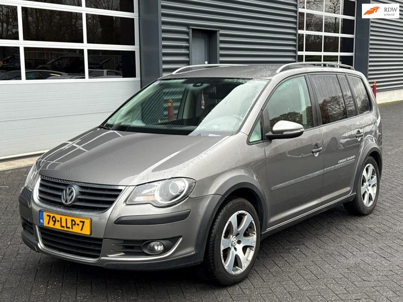 Volkswagen Touran Cross - 1.4 TSI trekhaak, cruise control, PDC - AutoWereld.nl