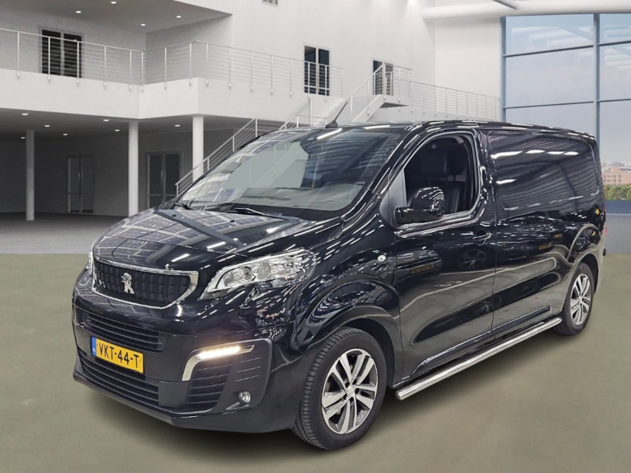 Peugeot Expert - 2.0 BlueHDI 120 L2 Asphalt Automaat - AutoWereld.nl