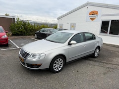 Volkswagen Passat - 1.4 TSI Trendline& 6 VERSNELLING &CRUISE CONTROL