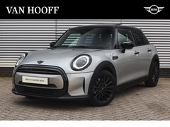 MINI Cooper - Hatchback Classic Automaat / Panoramadak / Sportstoelen / Achteruitrijcamera / Comfort Acc