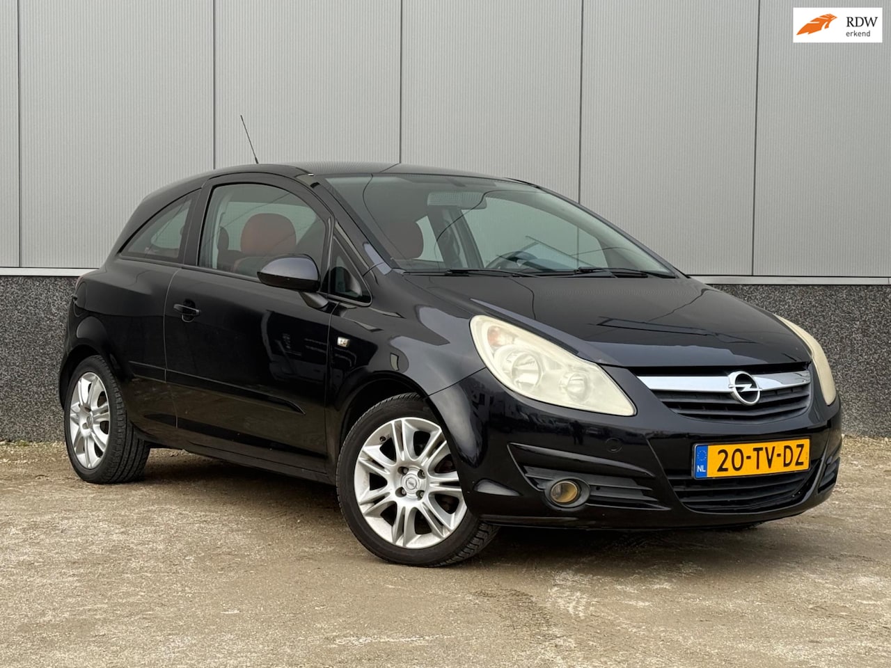 Opel Corsa - 1.2-16V Enjoy Airco, Apk! - AutoWereld.nl