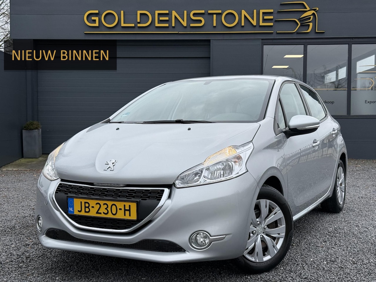 Peugeot 208 - 1.2 VTi Allure Navi,Airco,Cruise,5 Deurs,Pdc,Distributie vv 2024,Apk tot 06-2026 - AutoWereld.nl