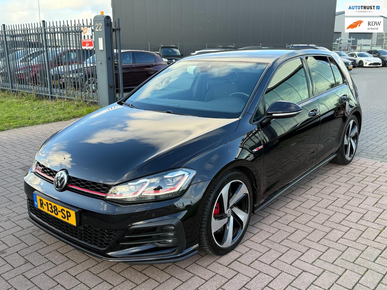 Volkswagen Golf - 2.0 TSI GTI Performance 2019 DSG 245PK Nieuwe motor. - AutoWereld.nl