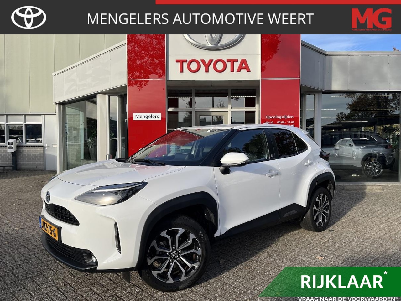 Toyota Yaris Cross - 1.5 Hybrid Dynamic | Rijklaar | Stoel en stuurverwarming,| Draadloos telefoon laden - AutoWereld.nl