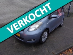 Toyota Yaris - 1.3 VVTi Aspiration NIEUWE APK/AFLBEURT 3 MAANDEN BOVAGGARANTIE