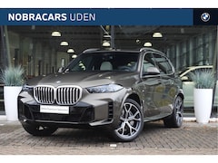 BMW X5 - xDrive50e High Executive M Sport Automaat / Panoramadak / Trekhaak / Parking Assistant Pro
