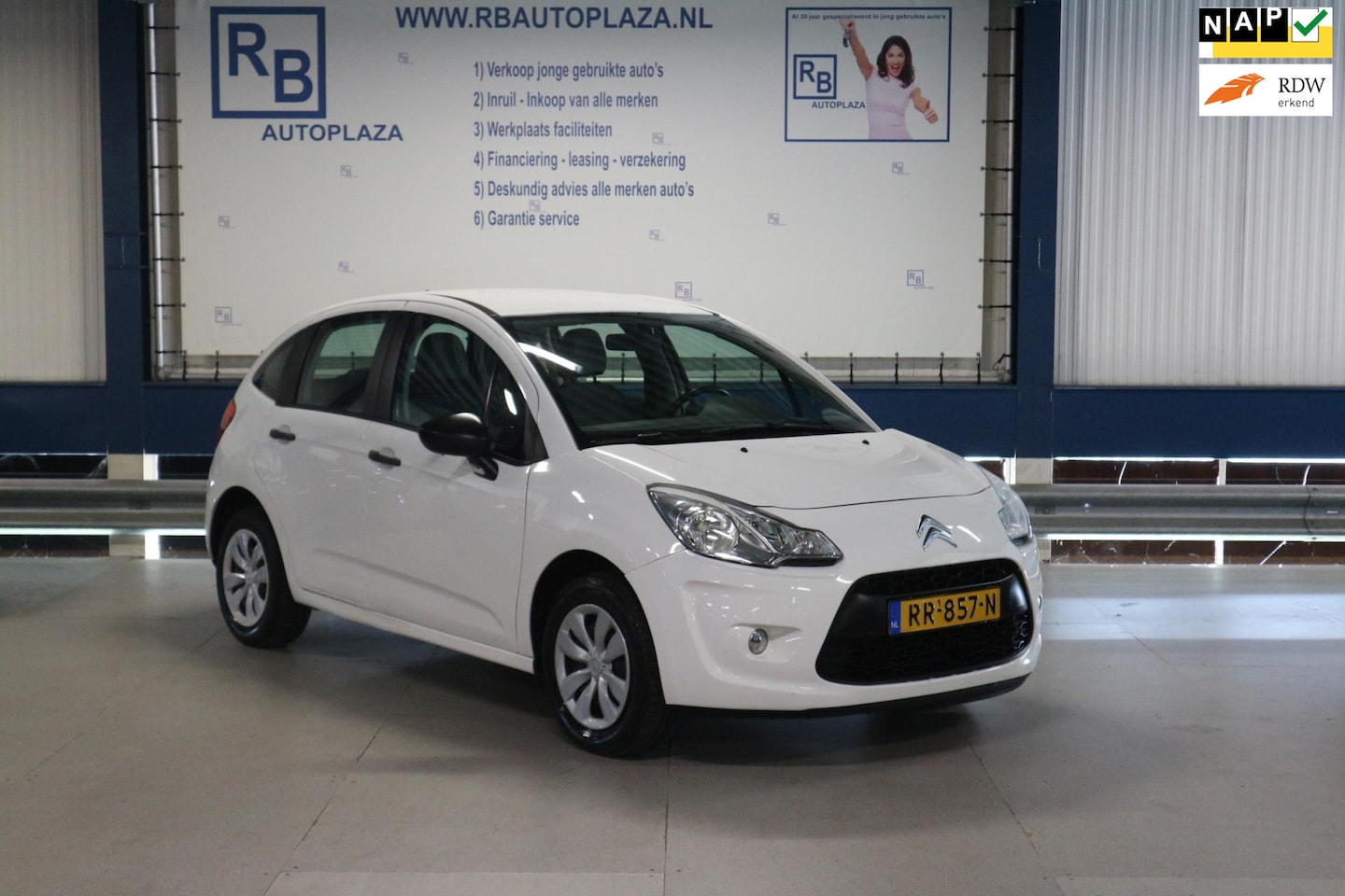 Citroën C3 - 1.4 Essentiel / AIRCO / WHITE EDITION / 5 DRS ! ! ! - AutoWereld.nl