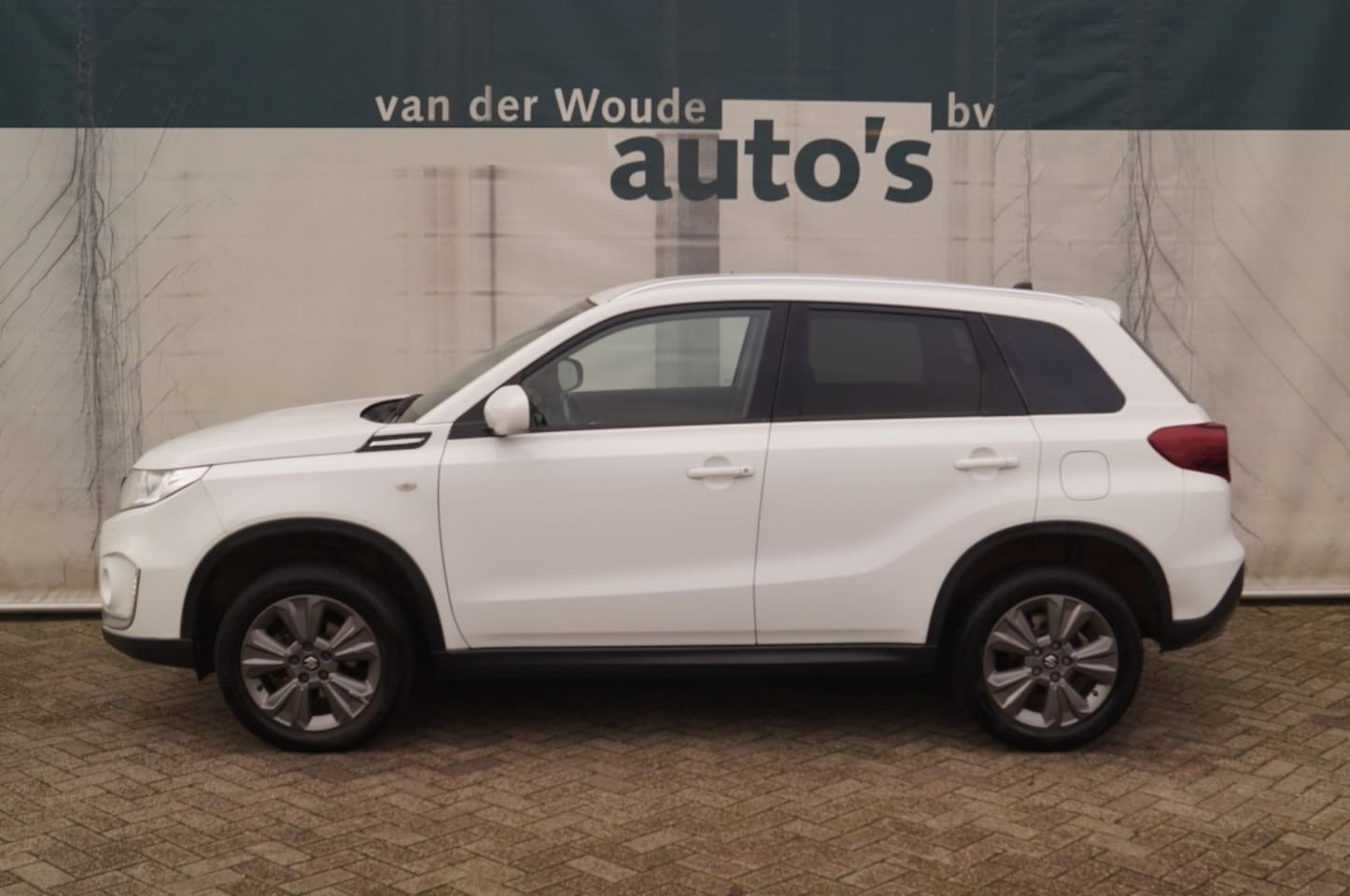 Suzuki Vitara - 1.4 Boosterjet AllGrip 4WD Select -NAVI-ECC-PDC- - AutoWereld.nl