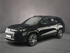 Volkswagen Tayron - R-Line Edition 1.5 TSI eHybrid 272pk DSG Automaat Trekhaak, Panoramadak, Black Style, Adap