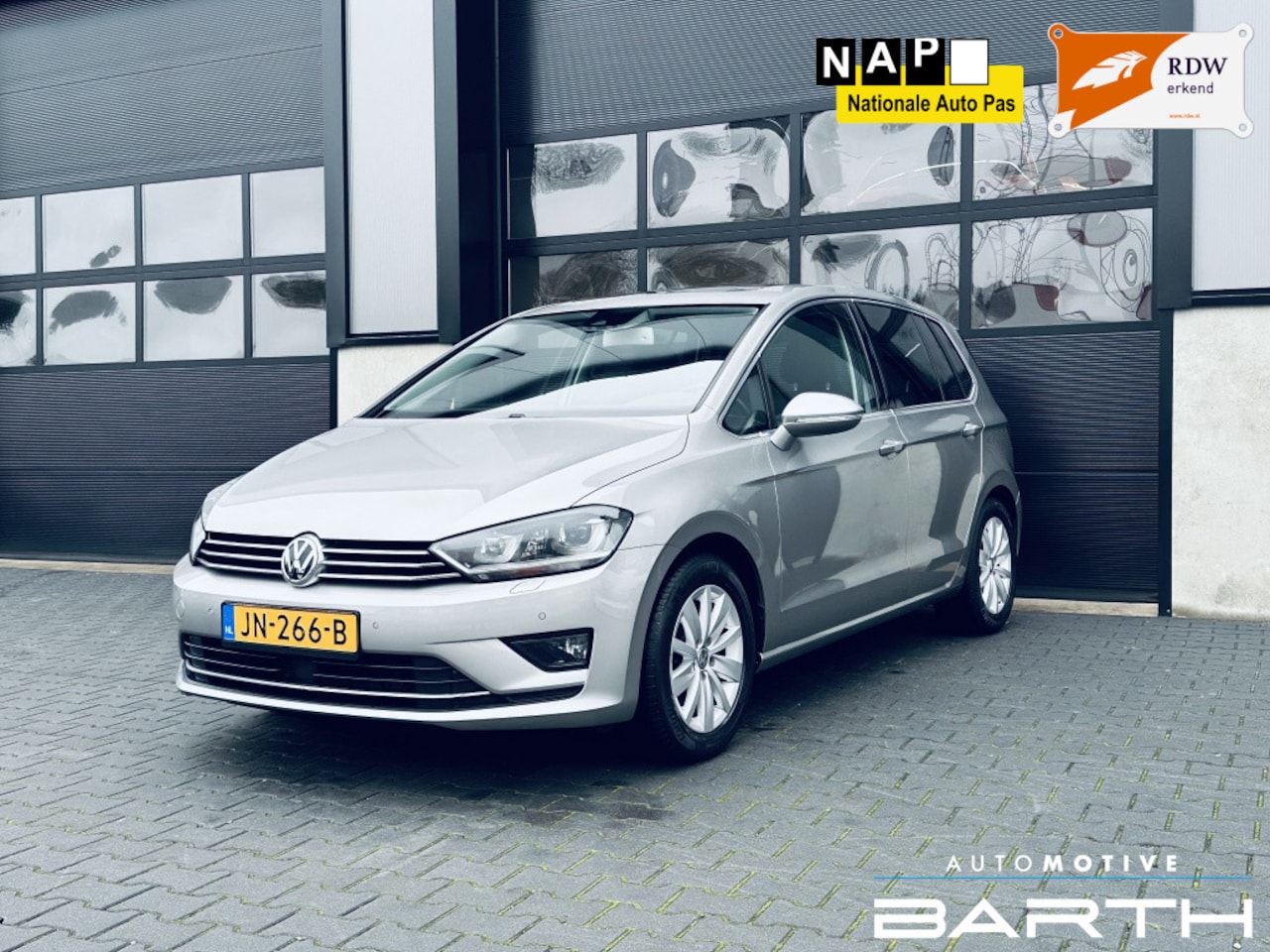 Volkswagen Golf Sportsvan - 1.4 TSI Highline | Xenon | AUTOMAAT | Vol optie | - AutoWereld.nl