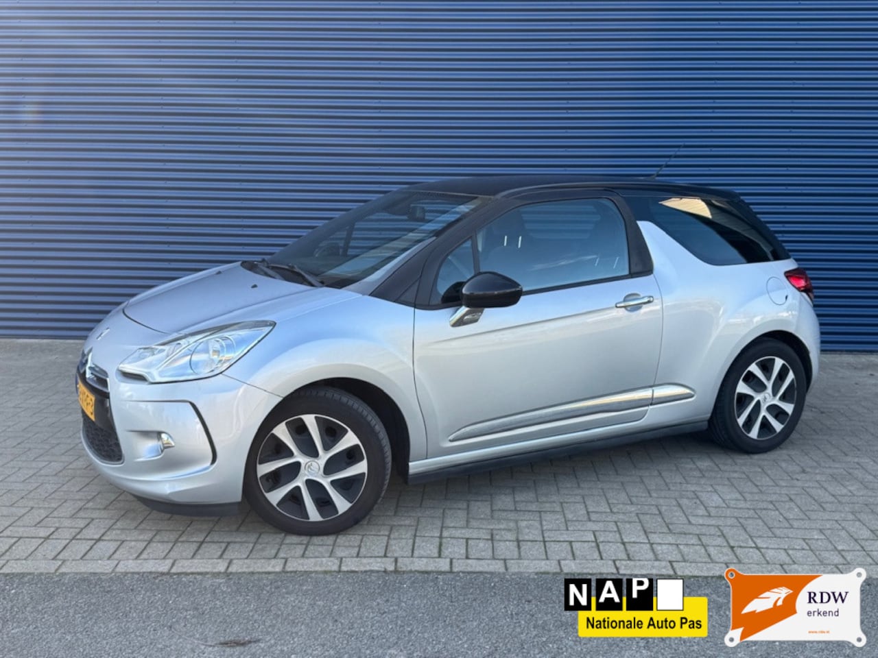Citroën DS3 - 1.6 e-HDi So Chic 1.6 e-HDi So Chic / NAVI / Clima - AutoWereld.nl