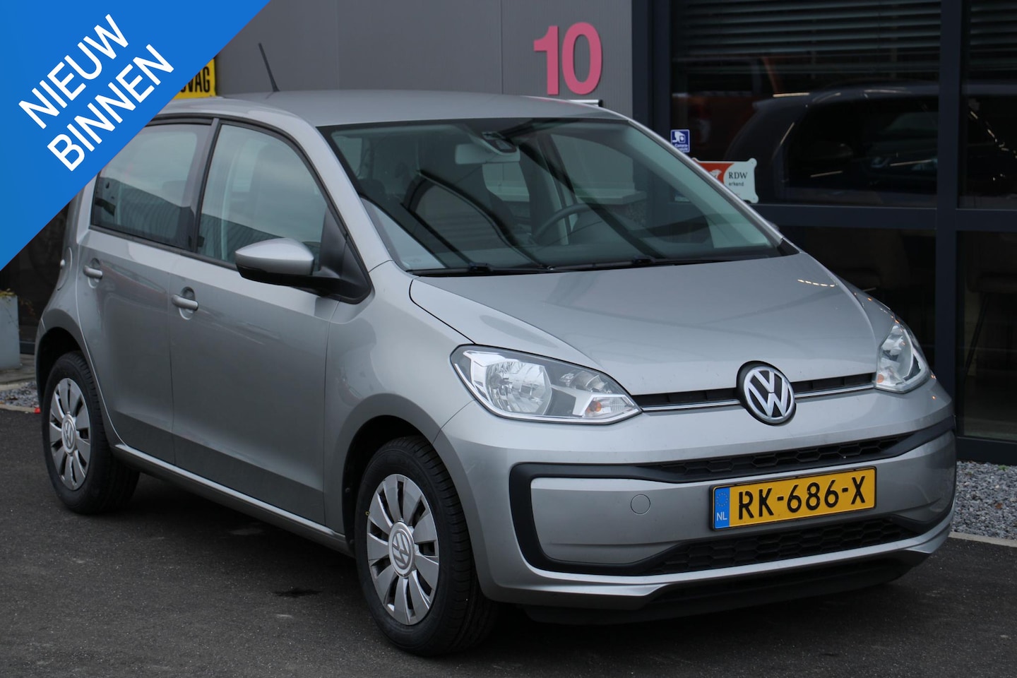 Volkswagen Up! - 1.0 BMT move up! 1.0 BMT move up! - AutoWereld.nl