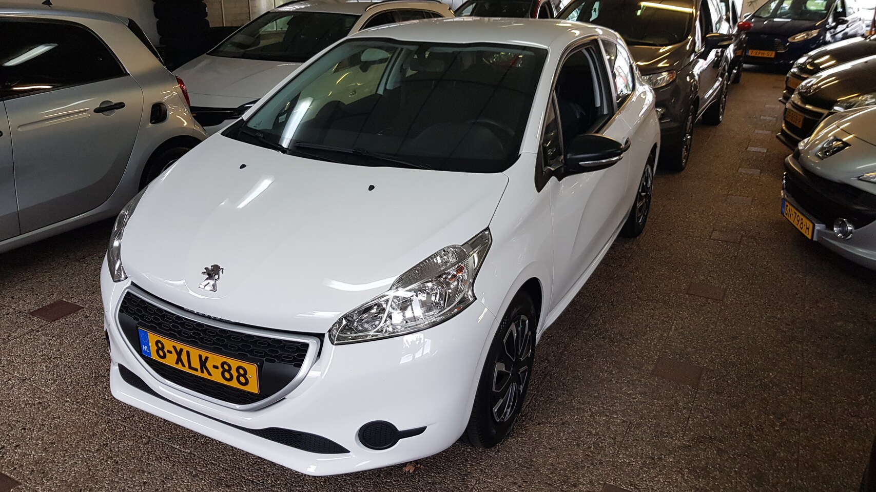 Peugeot 208 - 1.0 Vti Access 1.0L - AutoWereld.nl