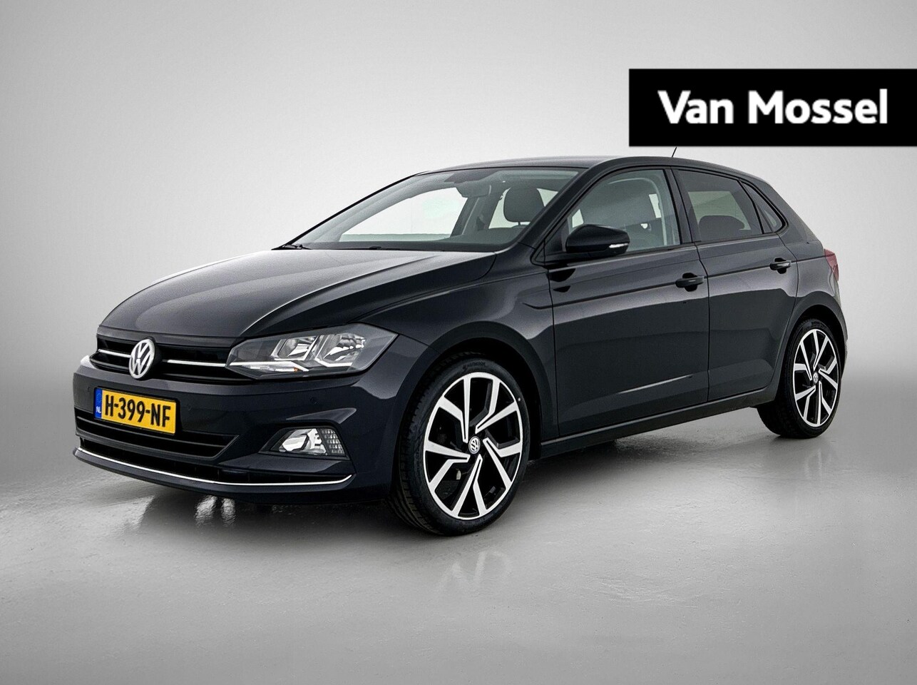 Volkswagen Polo - 1.0 TSI Highline | Automaat | Parkeersensoren | Climate Control | Licht Metalen Velgen | - AutoWereld.nl